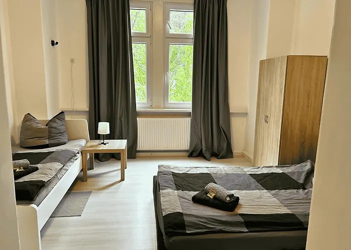 Monteurwohnung Burchard I Rosenau - Platz Fuer 6 Personen