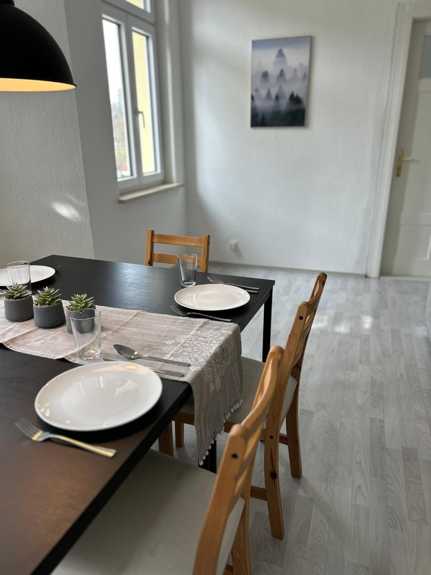Monteurwohnung Burchard I Rosenau - Platz Fuer 6 Personen Apartment